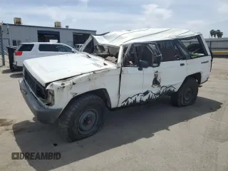 1988 Isuzu Trooper z VIN JACCH58EXJ7921541, wystawiony jako Copart lot #53058925 z przebiegiem 251 642 mil mil oraz Szkody całkowita. Historia ofert i sprzedaży dostępna na DreamBid. Obrazek 1.