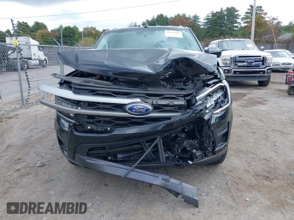 2024 Ford Expedition Max XLT with VIN 1FMJK1J86REA27207, listed as a IAAI auction lot 40331929 with 25,951 mi miles and . Bid and sale history available at DreamBid. Image 12.