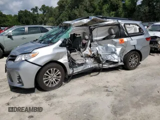 2020 Toyota Sienna XLE Auto Access Seat with VIN 5TDYZ3DC0LS034178, listed as a Copart auction lot 65127454 with 0 mi miles and Non Repairable. Bid and sale history available at carsss.com. Image 1.
