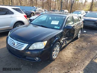 2008 Toyota Avalon XL with VIN 4T1BK36BX8U264663, listed as a IAAI auction lot 41984309 with 92,177 mi miles. Bid and sale history available at carsss.com. Image 2.