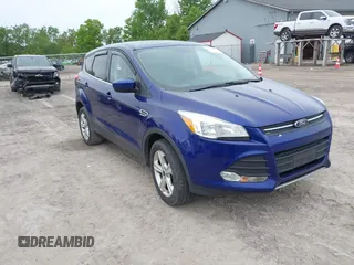 2016 Ford Escape SE z VIN 1FMCU9GX3GUA50964, wystawiony jako IAAI lot #42350967 z przebiegiem 111 860 mil mil oraz . Historia ofert i sprzedaży dostępna na DreamBid. Obrazek 1.