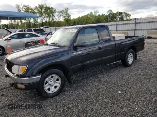 2004 Toyota Tacoma z VIN 5TEVL52N74Z451886, wystawiony jako Copart lot #52329405 z przebiegiem 240 156 mil mil oraz Szkoda całkowita • Salvage title. Historia ofert i sprzedaży dostępna na DreamBid. Obrazek 1.