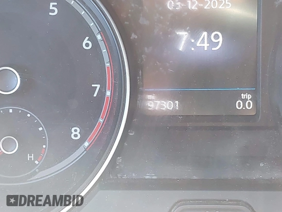 2019 Volkswagen Atlas SE z VIN 1V2WR2CA8KC532337, wystawiony jako IAAI lot #41771769 z przebiegiem 97 301 mil mil oraz . Historia ofert i sprzedaży dostępna na DreamBid. Obrazek 16.