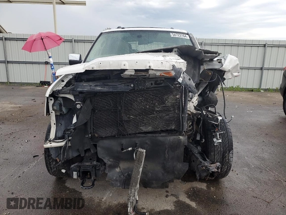 2014 Lincoln Navigator z VIN 5LMJJ2J51EEL08112, wystawiony jako Copart lot #54723164 z przebiegiem 135 575 mil mil oraz Szkoda całkowita • Salvage title. Historia ofert i sprzedaży dostępna na DreamBid. Obrazek 5.