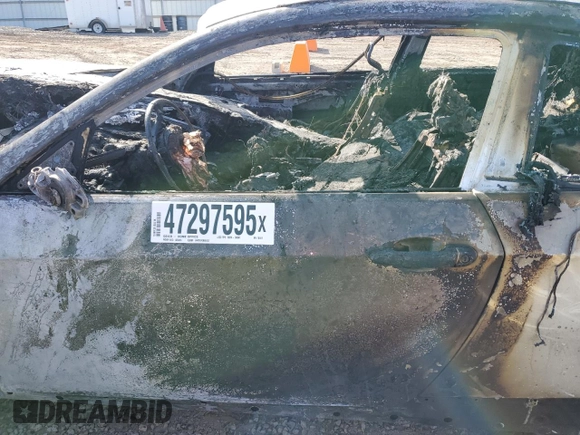 2013 BMW 3 Series 328i z VIN WBAKE5C55DJ107511, wystawiony jako Copart lot #47297595 z przebiegiem Nie podano mil oraz Szkoda całkowita • Salvage title. Historia ofert i sprzedaży dostępna na DreamBid. Obrazek 7.