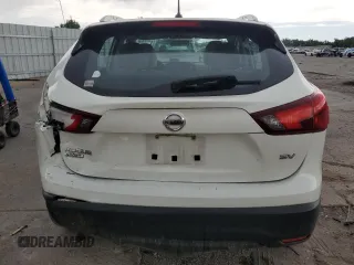 2017 Nissan Rogue SV with VIN JN1BJ1CP5HW010989, listed as a Copart auction lot 59119805 with 82,632 mi miles and Salvage title. Bid and sale history available at DreamBid. Image 6.