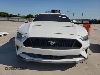 2019 Ford Mustang GT z VIN 1FA6P8CF7K5144144, wystawiony jako Copart lot #52692525 z przebiegiem 96 251 mil mil oraz Szkody całkowita. Historia ofert i sprzedaży dostępna na DreamBid. Obrazek 5.