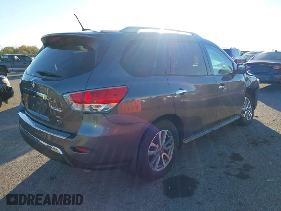 2016 Nissan Pathfinder Platinum with VIN 5N1AR2MMXGC629580, listed as a IAAI auction lot 40817601 with 106,046 mi miles and . Bid and sale history available at DreamBid. Image 4.