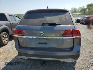 2018 Volkswagen Atlas SE with VIN 1V2CR2CA7JC563628, listed as a Copart auction lot 53817815 with 128,292 mi miles and Salvage title. Bid and sale history available at DreamBid. Image 6.