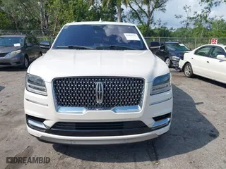 2018 Lincoln Navigator Reserve with VIN 5LMJJ2LT7JEL07827, listed as a IAAI auction lot 41931713 with 96,425 mi miles. Bid and sale history available at carsss.com. Image 12.