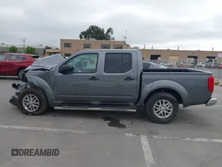 2017 Nissan Frontier SV z VIN 1N6AD0ER4HN759021, wystawiony jako IAAI lot #42459650 z przebiegiem 93 071 mil mil oraz . Historia ofert i sprzedaży dostępna na DreamBid. Obrazek 15.