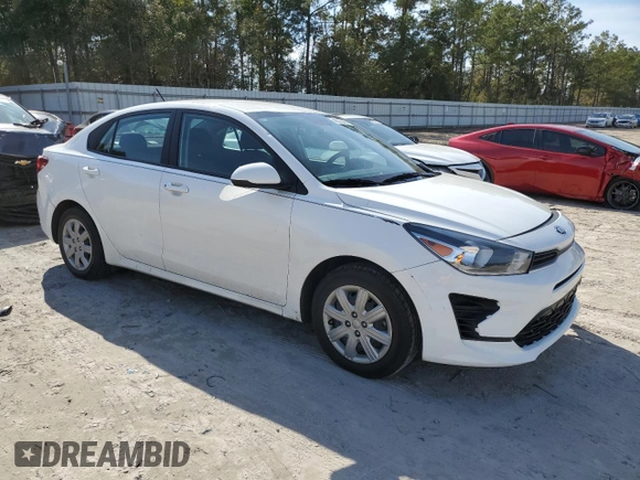 2021 Kia Rio LX with VIN 3KPA24AD7ME421086, listed as a Copart auction lot 43336485 with 58,620 mi miles and Salvage Title. Bid and sale history available at carsss.com. Image 4.