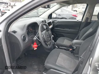 2016 Jeep Compass Sport with VIN 1C4NJCBA6GD634202, listed as a IAAI auction lot 42104725 with 91,961 mi miles and . Bid and sale history available at DreamBid. Image 5.