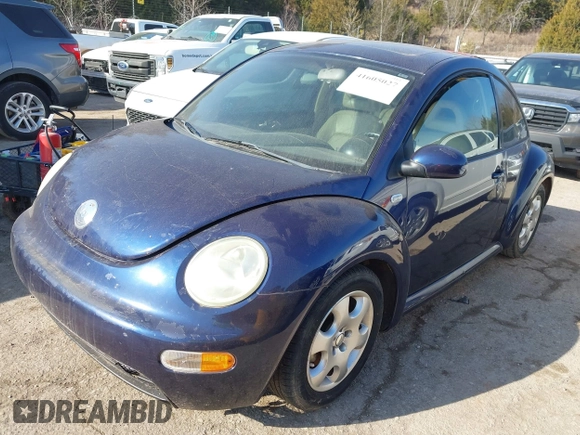 2002 Volkswagen Beetle GLS z VIN 3VWCB21CX2M432877, wystawiony jako IAAI lot #41605027 z przebiegiem Nie podano mil oraz . Historia ofert i sprzedaży dostępna na DreamBid. Obrazek 2.