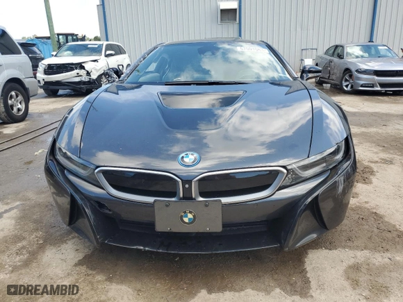 2016 BMW i8 with VIN WBY2Z2C56GV674957, listed as a Copart auction lot 67001083 with NaN miles. Bid and sale history available at carsss.com. Image 5.