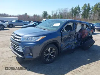 2018 Toyota Highlander LE с VIN 5TDBZRFH9JS837716, выставлен на аукционе IAAI как лот 42075645 с пробегом 36 893 миль миль и . История ставок и продаж доступна на DreamBid. Изображение 18.