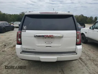 2019 GMC Yukon XL Denali with VIN 1GKS1HKJ1KR203895, listed as a Copart auction lot 74622754 with 51,559 mi miles and Salvage Title. Bid and sale history available at carsss.com. Image 6.