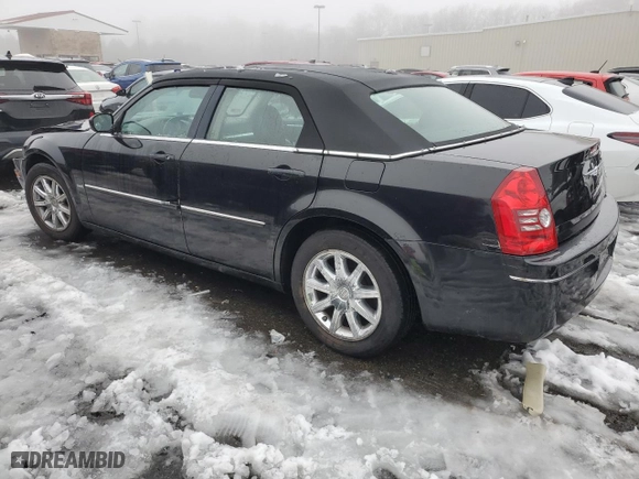 2009 Chrysler 300 Touring with VIN 2C3KA53V89H624037, listed as a Copart auction lot 45221395 with NaN miles and Salvage Title. Bid and sale history available at carsss.com. Image 2.