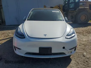 2023 Tesla Model Y Long Range with VIN 7SAYGDEE3PF614078, listed as a Copart auction lot 54539645 with 39,194 mi miles and Salvage Title. Bid and sale history available at DreamBid. Image 5.
