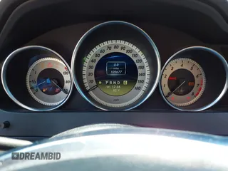 2012 Mercedes-Benz C 250 с VIN WDDGJ4HB5CF745892, выставлен на аукционе IAAI как лот 42347608 с пробегом 109 677 миль миль и . История ставок и продаж доступна на DreamBid. Изображение 7.
