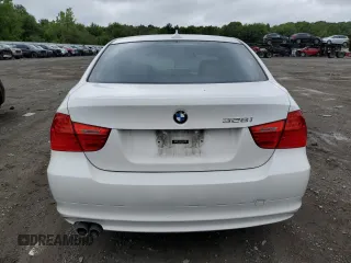 2011 BMW 3 Series 328i xDrive with VIN WBAPK5C51BA995671, listed as a Copart auction lot 59481105 with 173,977 mi miles and Clean title. Bid and sale history available at DreamBid. Image 6.