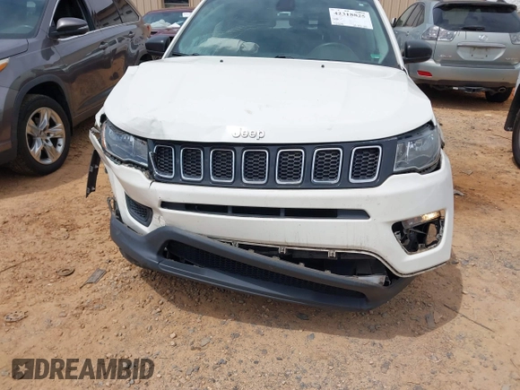 2018 Jeep Compass Sport z VIN 3C4NJCAB0JT471302, wystawiony jako IAAI lot #42318825 z przebiegiem 82 328 mil mil oraz . Historia ofert i sprzedaży dostępna na DreamBid. Obrazek 6.