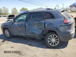 2020 Jeep Cherokee Latitude с VIN 1C4PJLCB0LD619317, выставлен на аукционе Copart как лот 52575625 с пробегом 84 753 миль миль и Списание • Salvage title. История ставок и продаж доступна на DreamBid. Изображение 2.