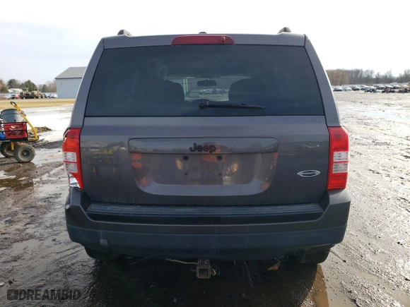 2015 Jeep Patriot Altitude Edition with VIN 1C4NJPBA2FD388836, listed as a Copart auction lot 46085185 with 136,149 mi miles and Salvage Title. Bid and sale history available at carsss.com. Image 6.