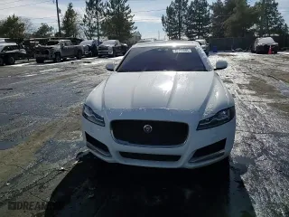 2016 Jaguar XF 35t Premium with VIN SAJBD4BV5GCY10327, listed as a Copart auction lot 45133085 with 74,860 mi miles and Salvage Title. Bid and sale history available at carsss.com. Image 10.