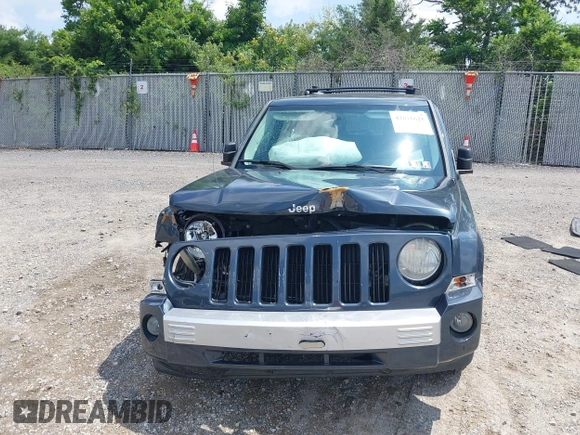 2007 Jeep Patriot Limited with VIN 1J8FT48W37D285614, listed as a IAAI auction lot 42616625 with 113,502 mi miles and . Bid and sale history available at DreamBid. Image 12.