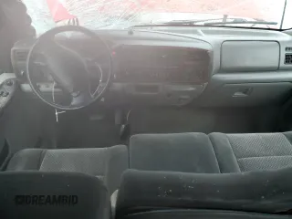 2002 Ford F-350 XL z VIN 1FTWX33FX2EB85896, wystawiony jako Copart lot #58554815 z przebiegiem 286 347 mil mil oraz Szkoda całkowita • Salvage title. Historia ofert i sprzedaży dostępna na DreamBid. Obrazek 8.