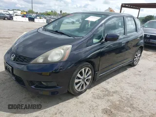 2013 Honda Fit Sport с VIN JHMGE8H56DC043291, выставлен на аукционе IAAI как лот 41870050 с пробегом 115 272 миль миль и . История ставок и продаж доступна на DreamBid. Изображение 17.