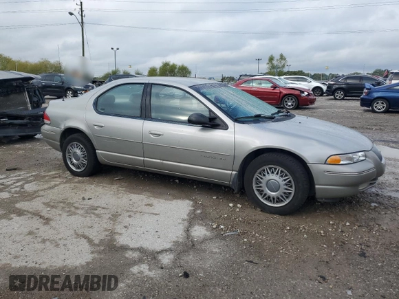 1996 Chrysler Cirrus LXi z VIN 1C3EJ56H2TN234813, wystawiony jako Copart lot #72891724 z przebiegiem 118 718 mil mil oraz Tytuł czysty. Historia ofert i sprzedaży dostępna na DreamBid. Obrazek 4.