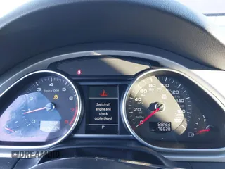 2015 Audi Q7 S line Prestige с VIN WA1DGAFE5FD003977, выставлен на аукционе IAAI как лот 41183945 с пробегом 176 628 миль миль и . История ставок и продаж доступна на DreamBid. Изображение 7.