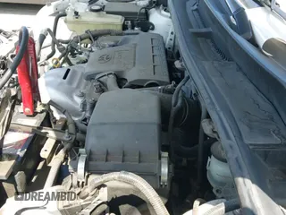 2018 Toyota RAV4 XLE z VIN JTMWFREV5JJ189161, wystawiony jako IAAI lot #42688662 z przebiegiem 140 204 mil mil oraz . Historia ofert i sprzedaży dostępna na DreamBid. Obrazek 20.