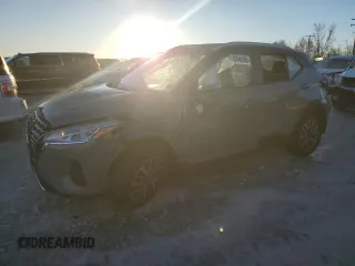 2024 Nissan Kicks SV with VIN 3N1CP5CVXRL514180, listed as a Copart auction lot 43446355 with 8,365 mi miles and Salvage Title. Bid and sale history available at carsss.com. Image 1.