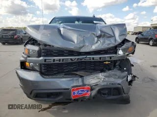 2020 Chevrolet Silverado 1500 Custom with VIN 1GCRWBEK8LZ242272, listed as a Copart auction lot 72089074 with 39,922 mi miles and Salvage Title. Bid and sale history available at carsss.com. Image 5.