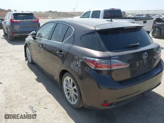 2013 Lexus CT 200h Hybrid with VIN JTHKD5BH4D2124262, listed as a IAAI auction lot 41823904 with 114,755 mi miles. Bid and sale history available at carsss.com. Image 3.