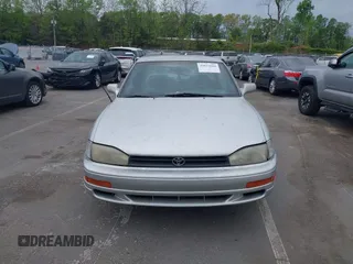 1993 Toyota Camry LE z VIN 4T1SK12E0PU290398, wystawiony jako IAAI lot #42032664 z przebiegiem 264 922 mil mil oraz . Historia ofert i sprzedaży dostępna na DreamBid. Obrazek 12.