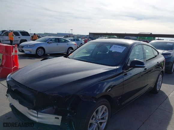 2014 BMW 3 Series Gran Turismo 328i xDrive with VIN WBA3X5C58ED556096, listed as a IAAI auction lot 40979072 with 80,544 mi miles. Bid and sale history available at carsss.com. Image 6.