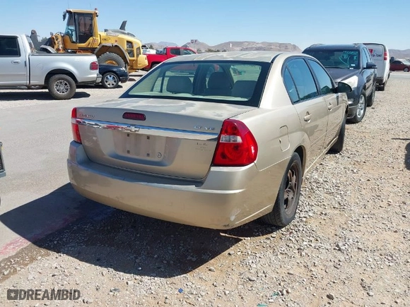 2008 Chevrolet Malibu Classic LT with VIN 1G1ZT58N78F128233, listed as a IAAI auction lot 41755877 with 197,716 mi miles. Bid and sale history available at carsss.com. Image 4.