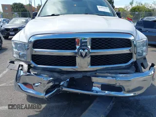 2022 Ram 1500 SLT z VIN 1C6RR6LG0NS185906, wystawiony jako IAAI lot #42012123 z przebiegiem 63 944 mil mil oraz . Historia ofert i sprzedaży dostępna na DreamBid. Obrazek 6.