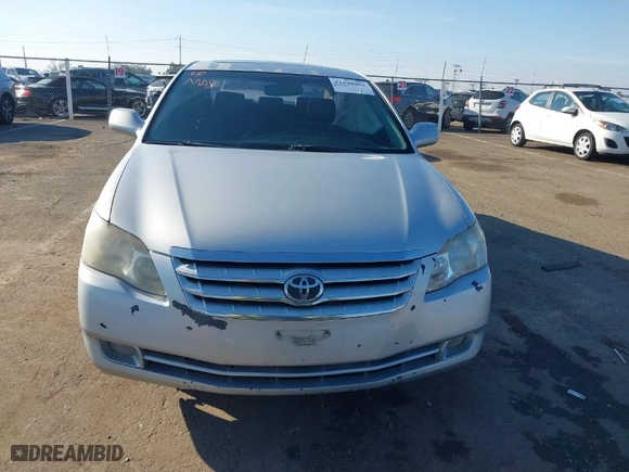 2005 Toyota Avalon XL with VIN 4T1BK36B75U027513, listed as a IAAI auction lot 41290404 with NaN miles. Bid and sale history available at carsss.com. Image 12.