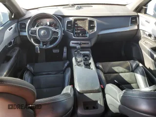 2018 Volvo XC90 R-Design with VIN YV4102KM9J1206572, listed as a Copart auction lot 77208914 with 66,331 mi miles and Non Repairable. Bid and sale history available at DreamBid. Image 8.