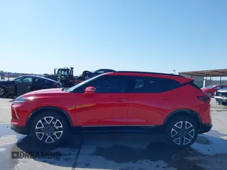 2023 Chevrolet Blazer RS z VIN 3GNKBERS5PS199772, wystawiony jako IAAI lot #41956515 z przebiegiem 42 291 mil mil oraz . Historia ofert i sprzedaży dostępna na DreamBid. Obrazek 15.