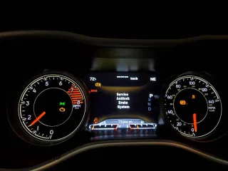 2018 Jeep Cherokee Limited с VIN 1C4PJMDX2JD555472, выставлен на аукционе Copart как лот 62364775 с пробегом 75 344 миль миль и Чистый • Clean title. История ставок и продаж доступна на DreamBid. Изображение 9.
