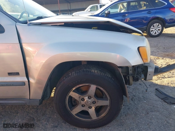 2007 Jeep Grand Cherokee Laredo with VIN 1J8GS48K07C630303, listed as a IAAI auction lot 40993022 with 254,294 mi miles. Bid and sale history available at carsss.com. Image 16.