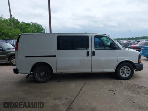 2013 Chevrolet Express Cargo with VIN 1GCSGAFX9D1179458, listed as a IAAI auction lot 42095702 with 212,186 mi miles and . Bid and sale history available at DreamBid. Image 13.