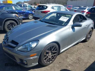 2011 Mercedes-Benz SLK 300 z VIN WDBWK5EA5BF239416, wystawiony jako IAAI lot #42048520 z przebiegiem 57 454 mil mil oraz . Historia ofert i sprzedaży dostępna na DreamBid. Obrazek 2.