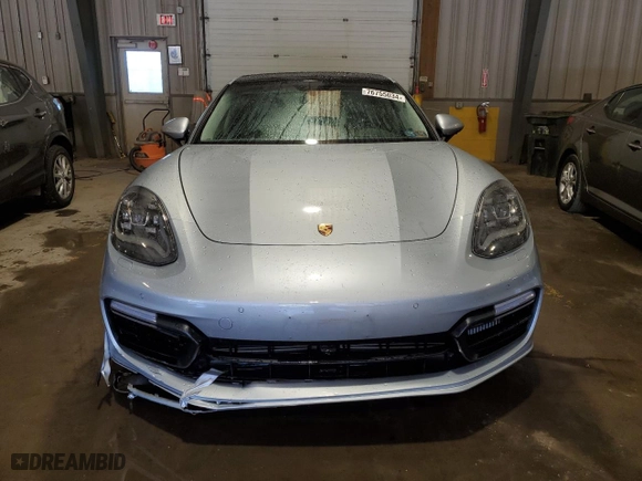2019 Porsche Panamera S with VIN WP0AB2A74KL128149, listed as a Copart auction lot 76755034 with 38,874 mi miles and Salvage Title. Bid and sale history available at carsss.com. Image 5.